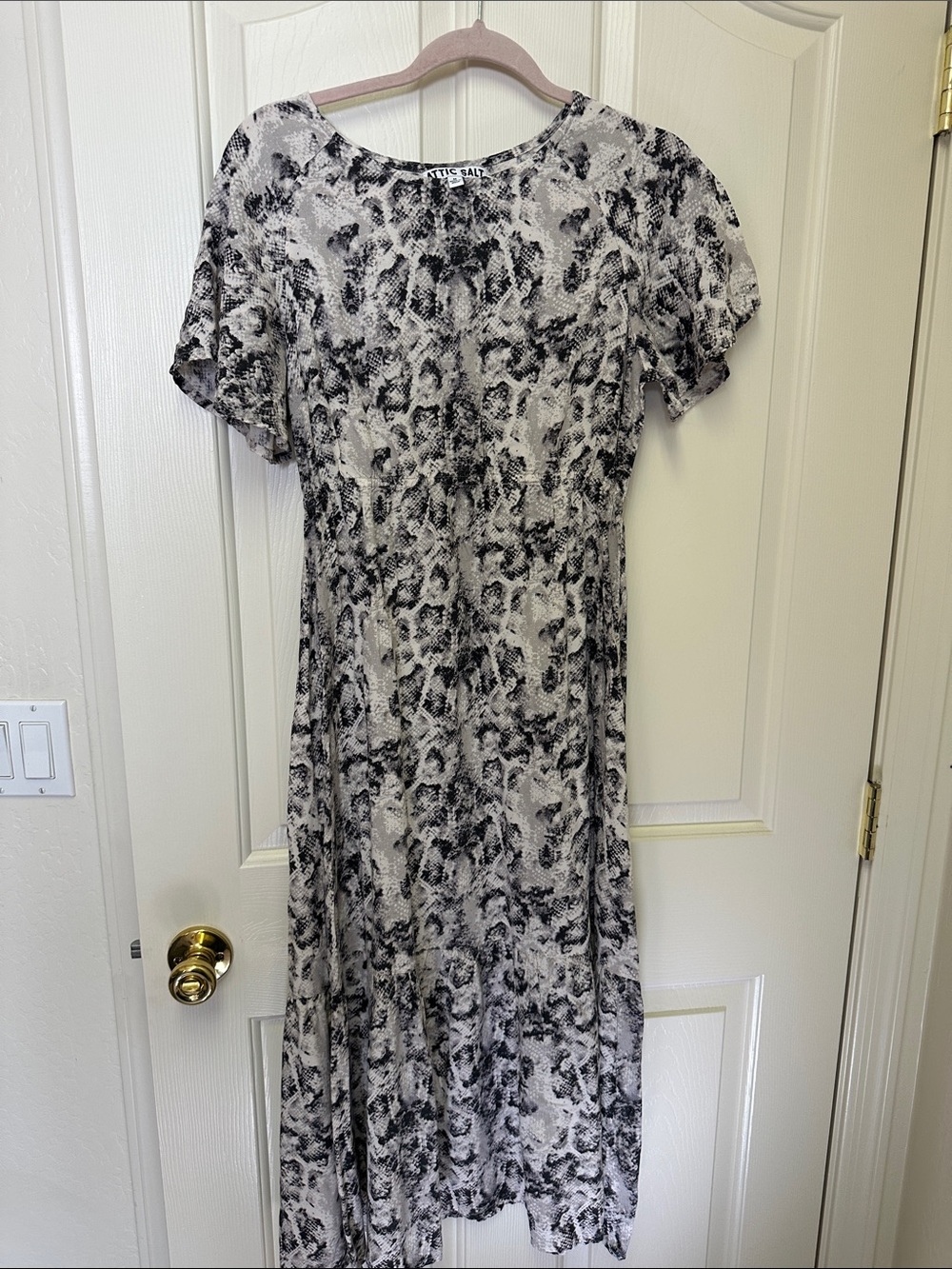 Black & White Printed Maxi Dress by Olive + Oak
